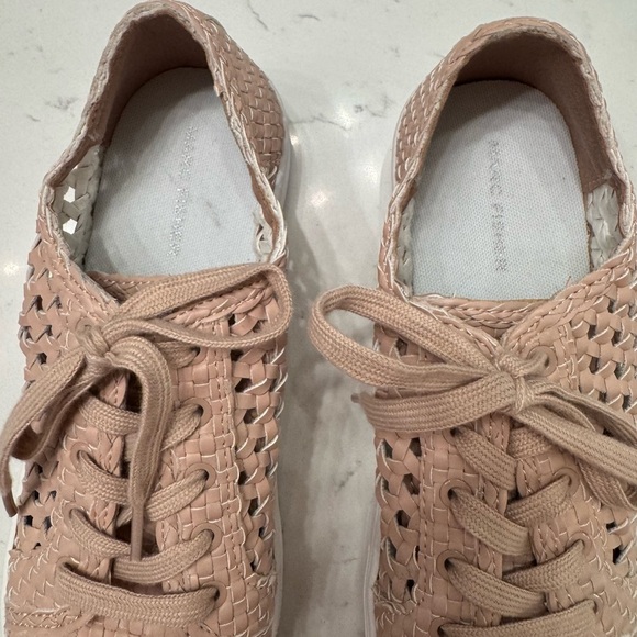 Marc Fisher Women’s Open Weave MFSurly2 Sneakers Shoes Light Pink/Blush Size 8 - Picture 5 of 6